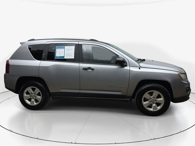 Used 2014 Jeep Compass Sport FWD image 5