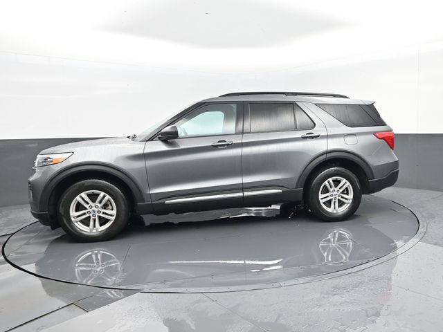 Used 2023 Ford Explorer XLT AWD/4WD image 5