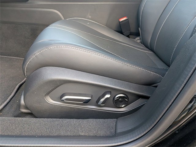 Certified 2025 Acura TLX w/ Technology Package image 21