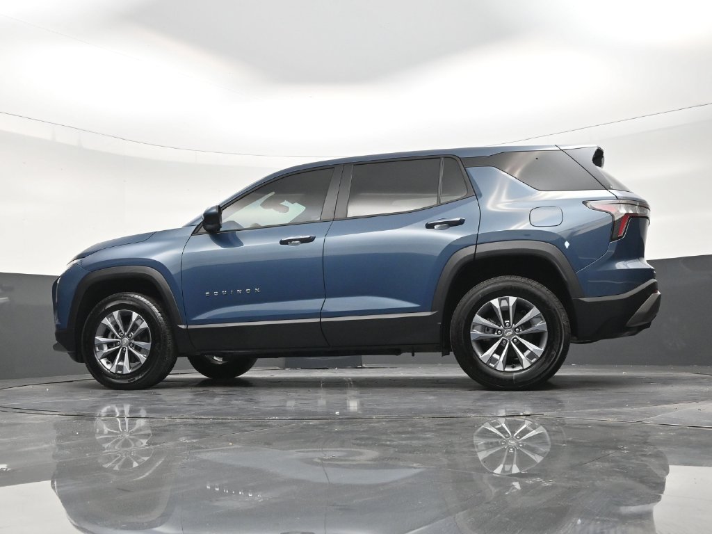 Used 2026 Chevrolet Equinox LT w/ Safety and Technology Package FWD image 20