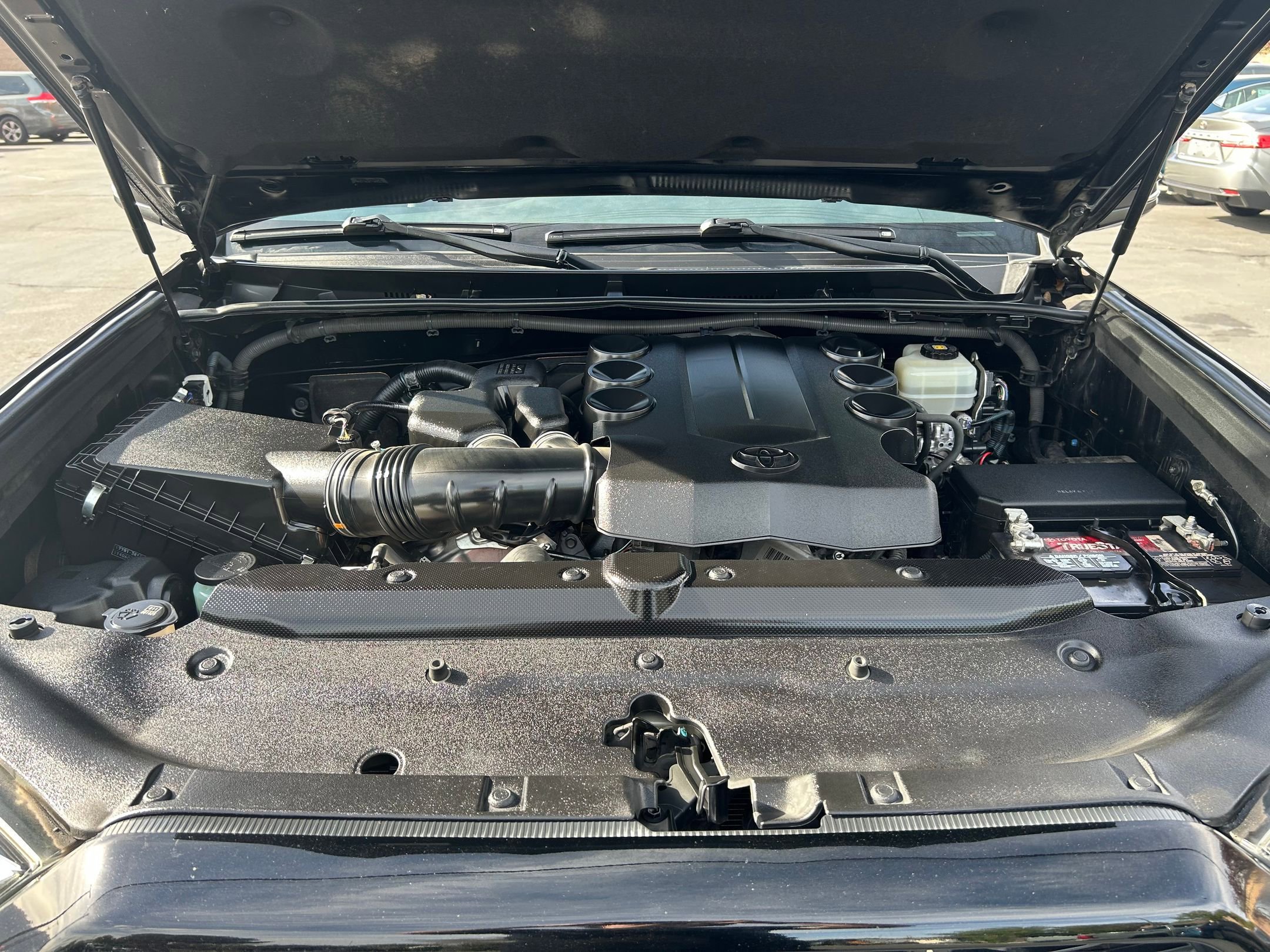 Used 2017 Toyota 4Runner Limited AWD/4WD image 33