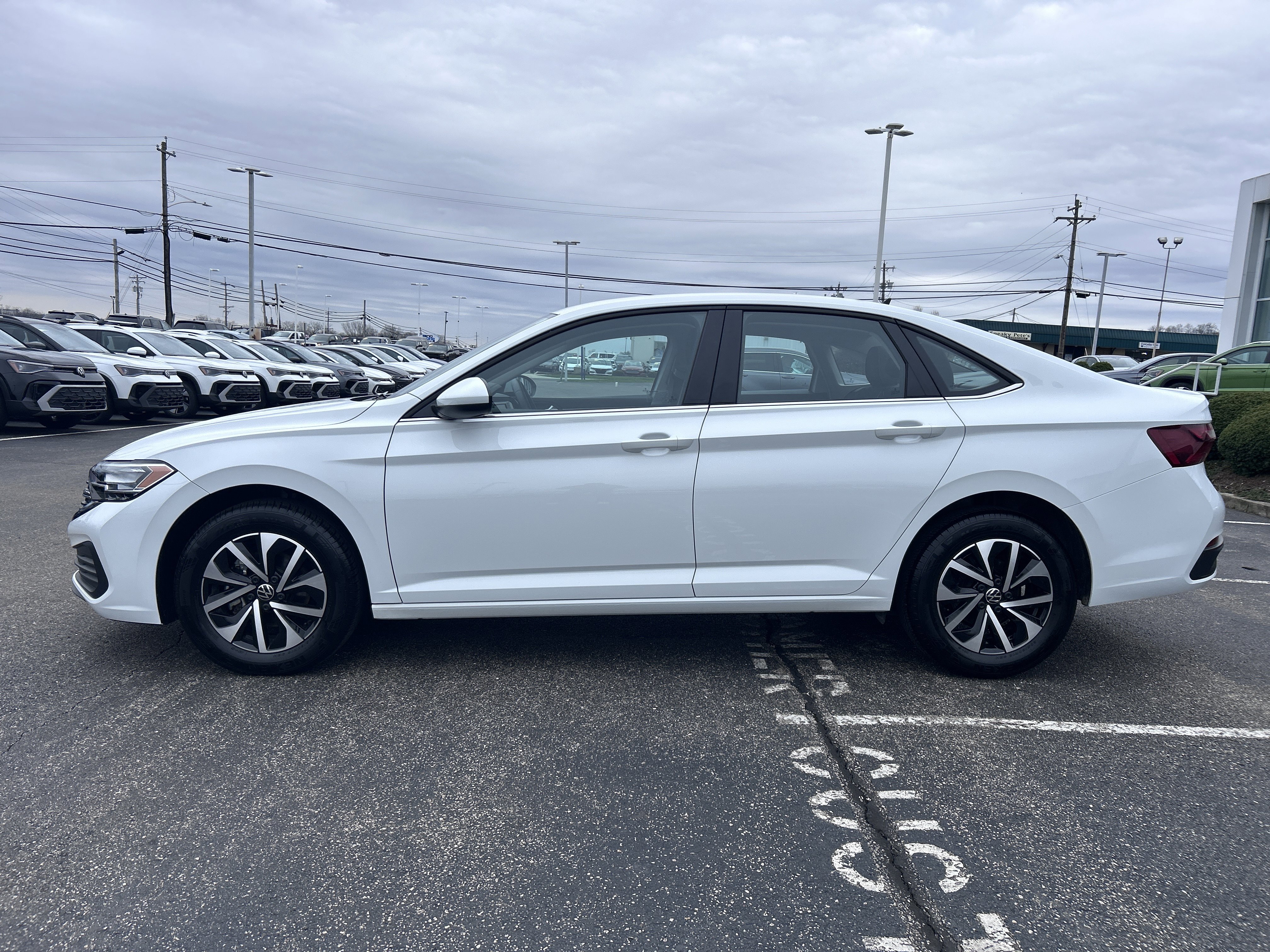 Certified 2024 Volkswagen Jetta S image 4