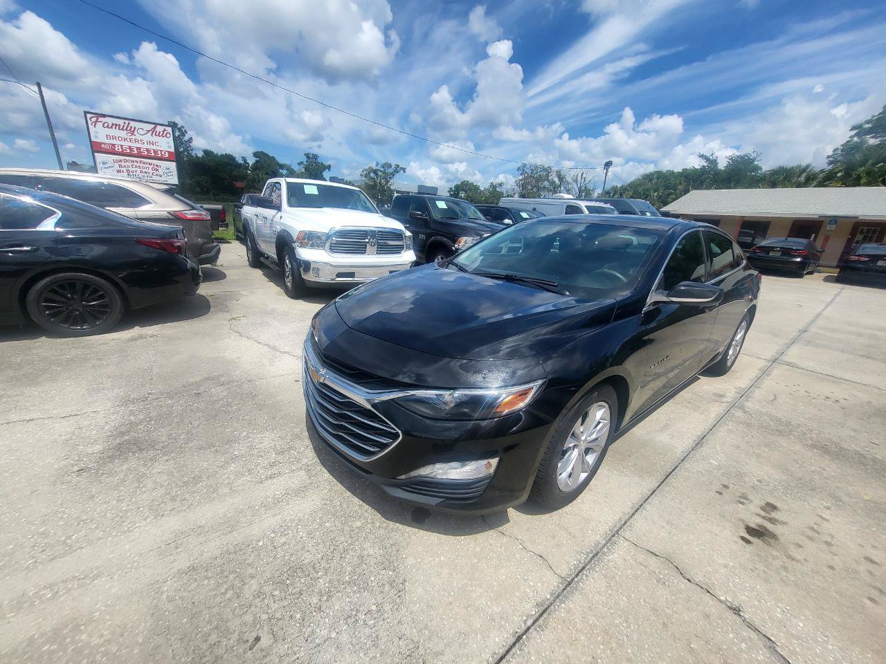 Used 2020 Chevrolet Malibu LT FWD image 36