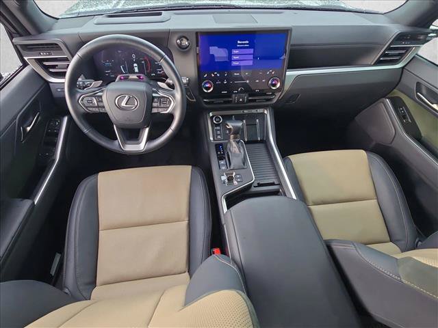 Used 2024 Lexus GX 550 AWD/4WD image 18