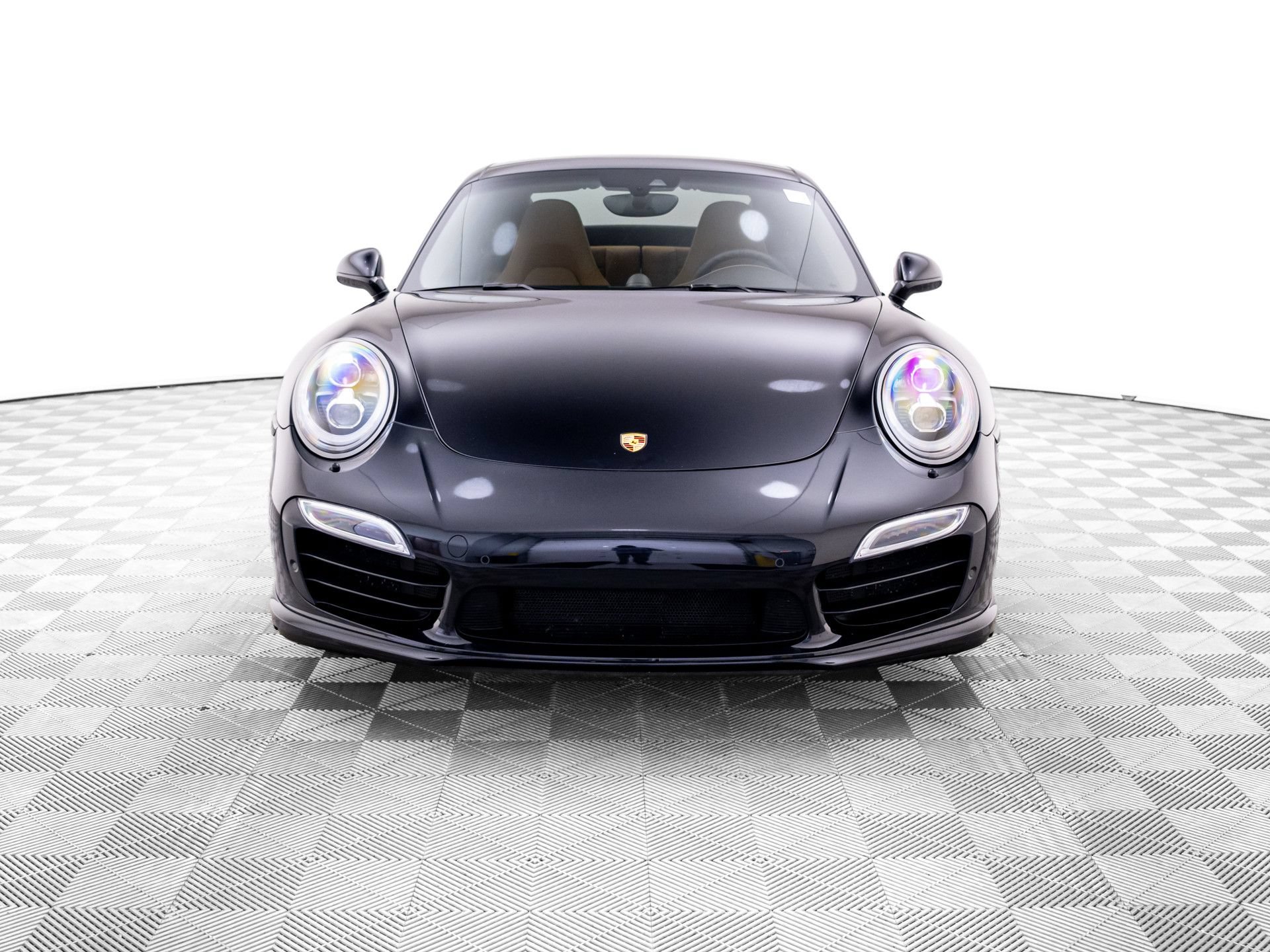 Used 2015 Porsche 911 Turbo S AWD/4WD image 9