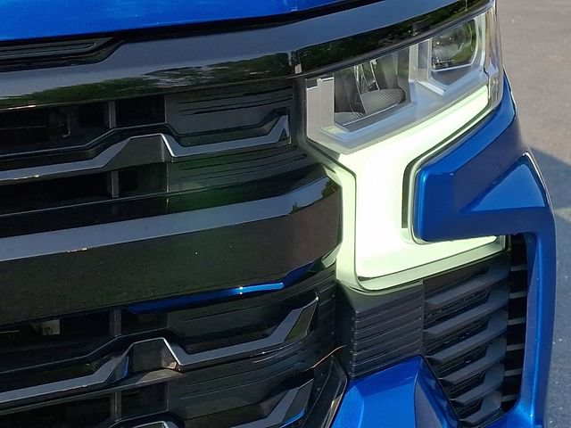 Used 2022 Chevrolet Silverado 1500 LT Trail Boss w/ LT Trail Boss Premium Package AWD/4WD image 12