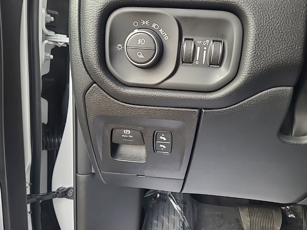 New 2026 RAM 1500 Laramie w/ Night Edition image 43