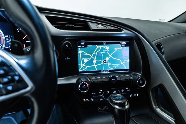 Used 2019 Chevrolet Corvette Stingray Coupe RWD image 25