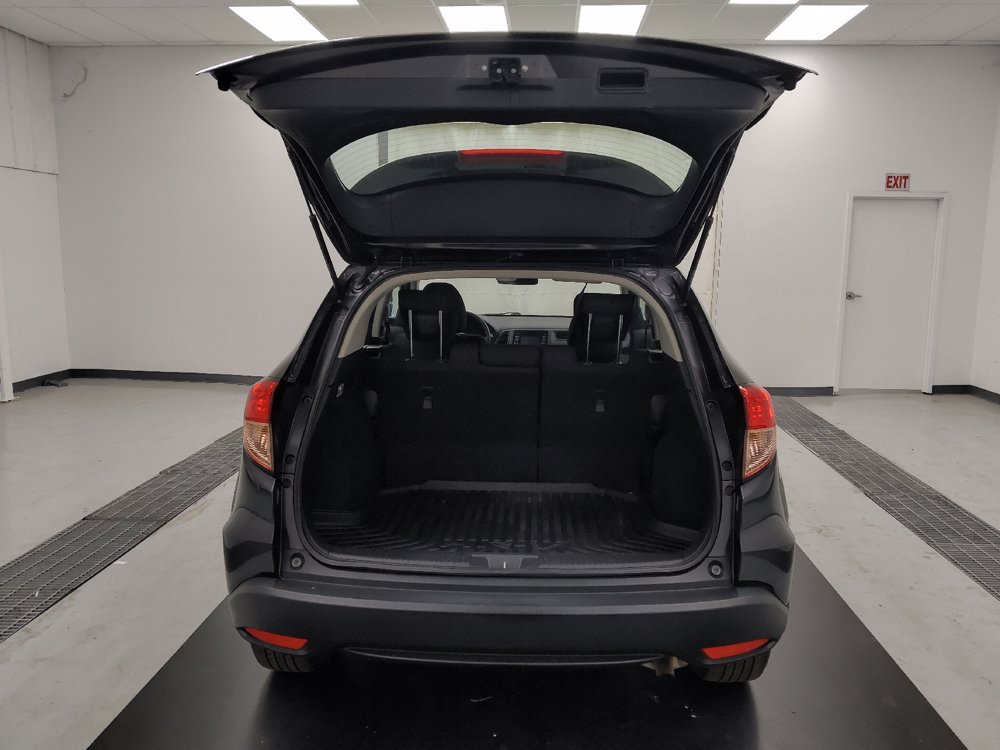 Used 2017 Honda HR-V LX image 29