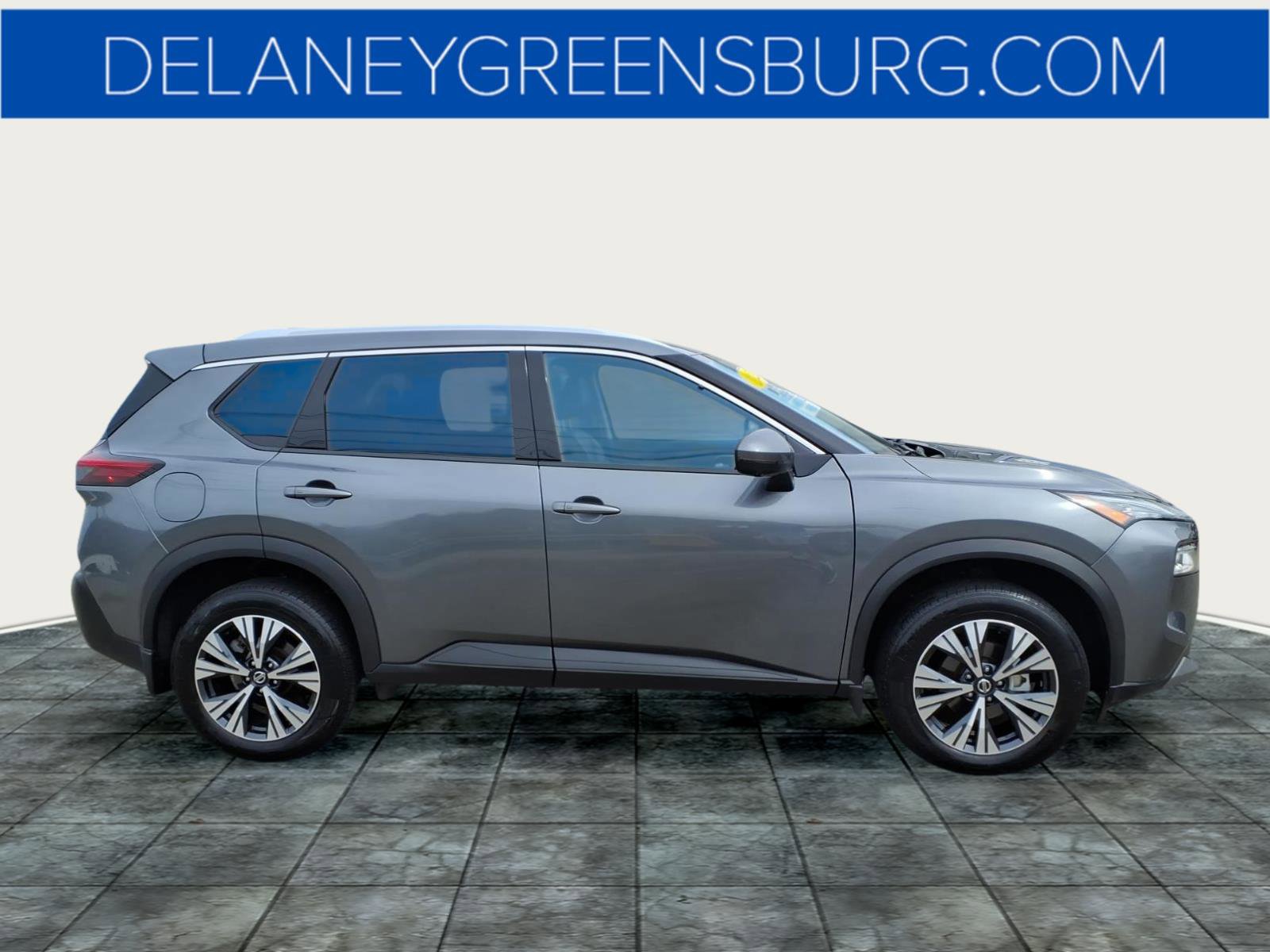 Used 2021 Nissan Rogue SV w/ Premium Package AWD/4WD image 2