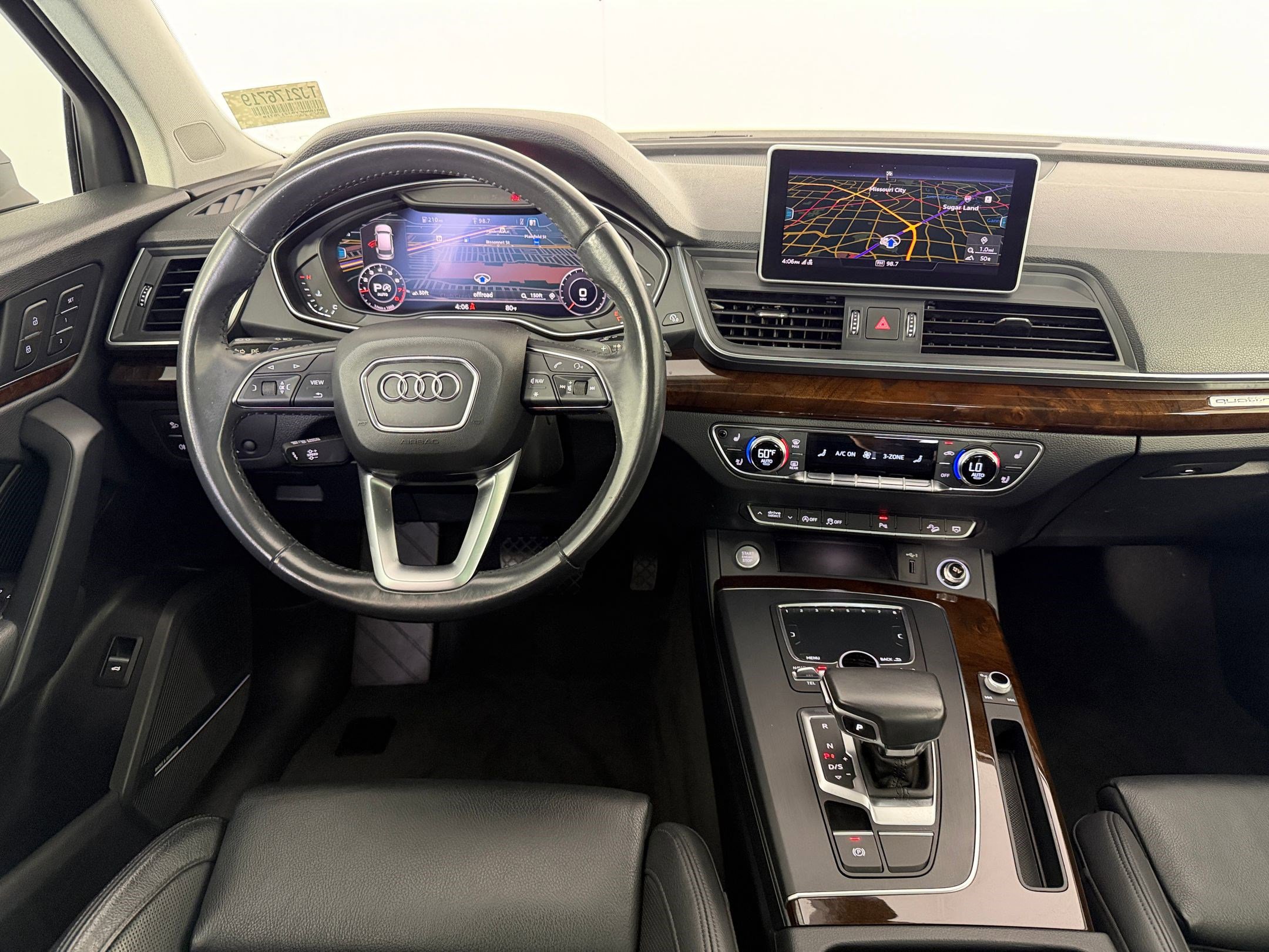 Used 2018 Audi Q5 2.0T Premium Plus w/ Premium Plus Package image 31