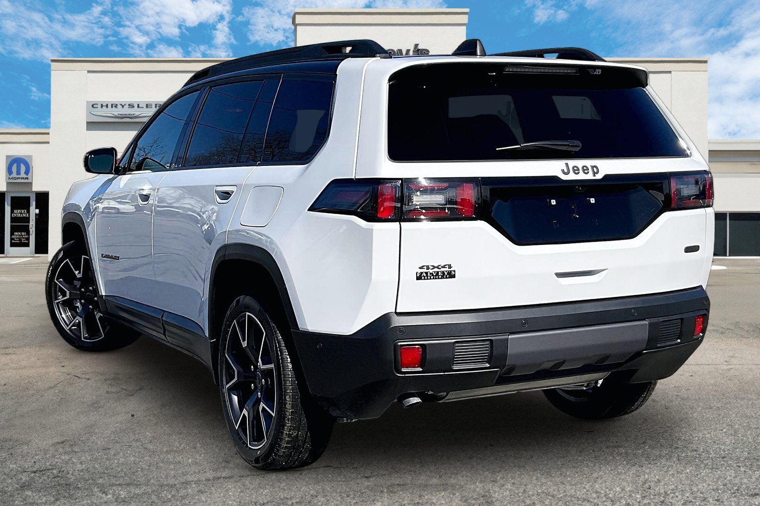 New 2026 Jeep Cherokee Overland image 3