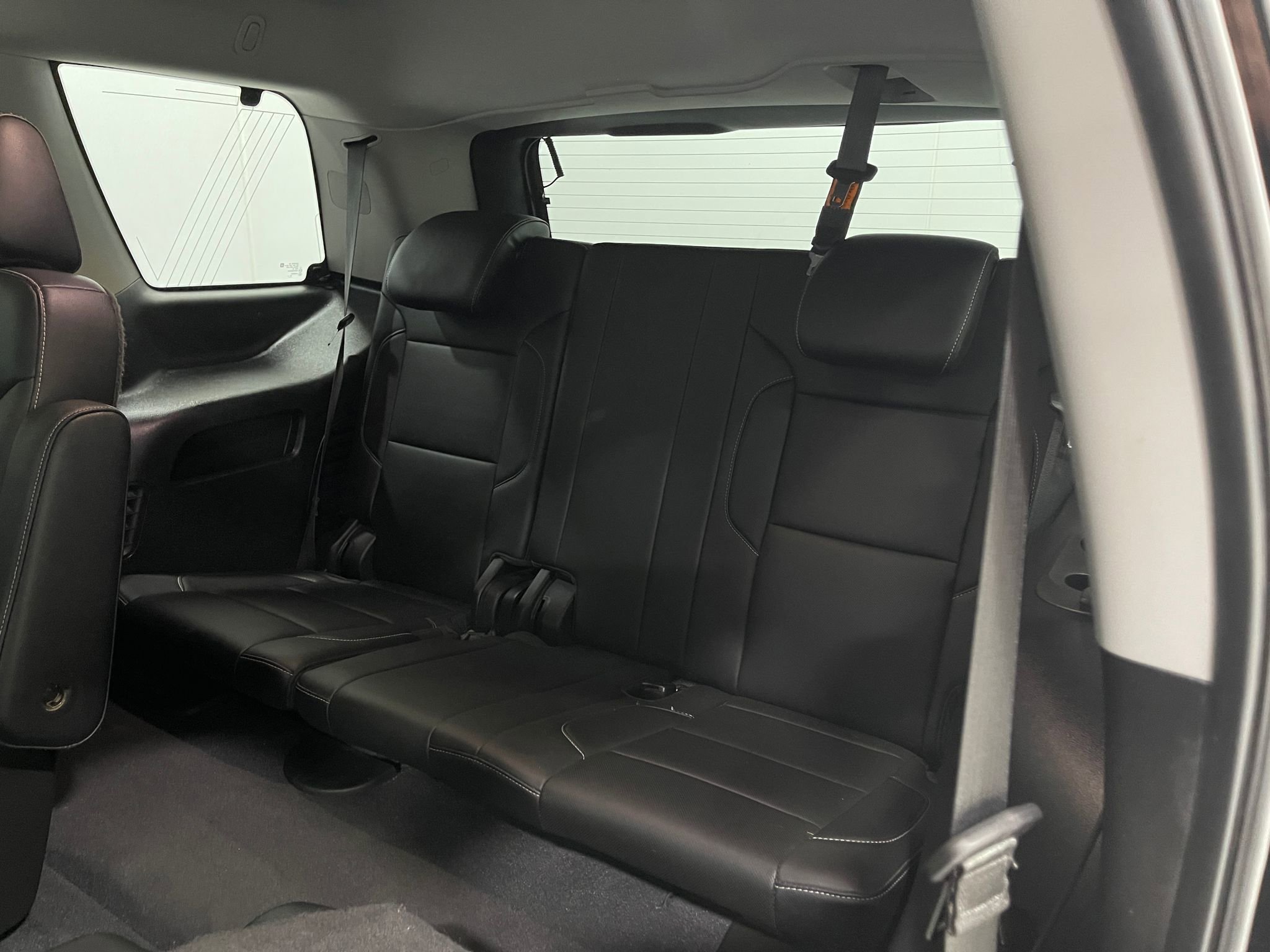 Used 2019 Chevrolet Tahoe Premier AWD/4WD image 32