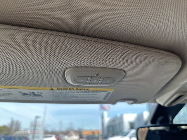 Used 2020 Chrysler Pacifica Limited FWD image 35