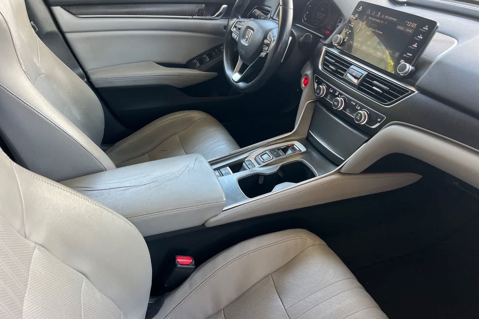 Used 2018 Honda Accord EX-L image 17