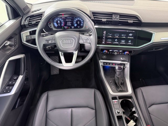 Certified 2024 Audi Q3 2.0T Premium Plus AWD/4WD image 12