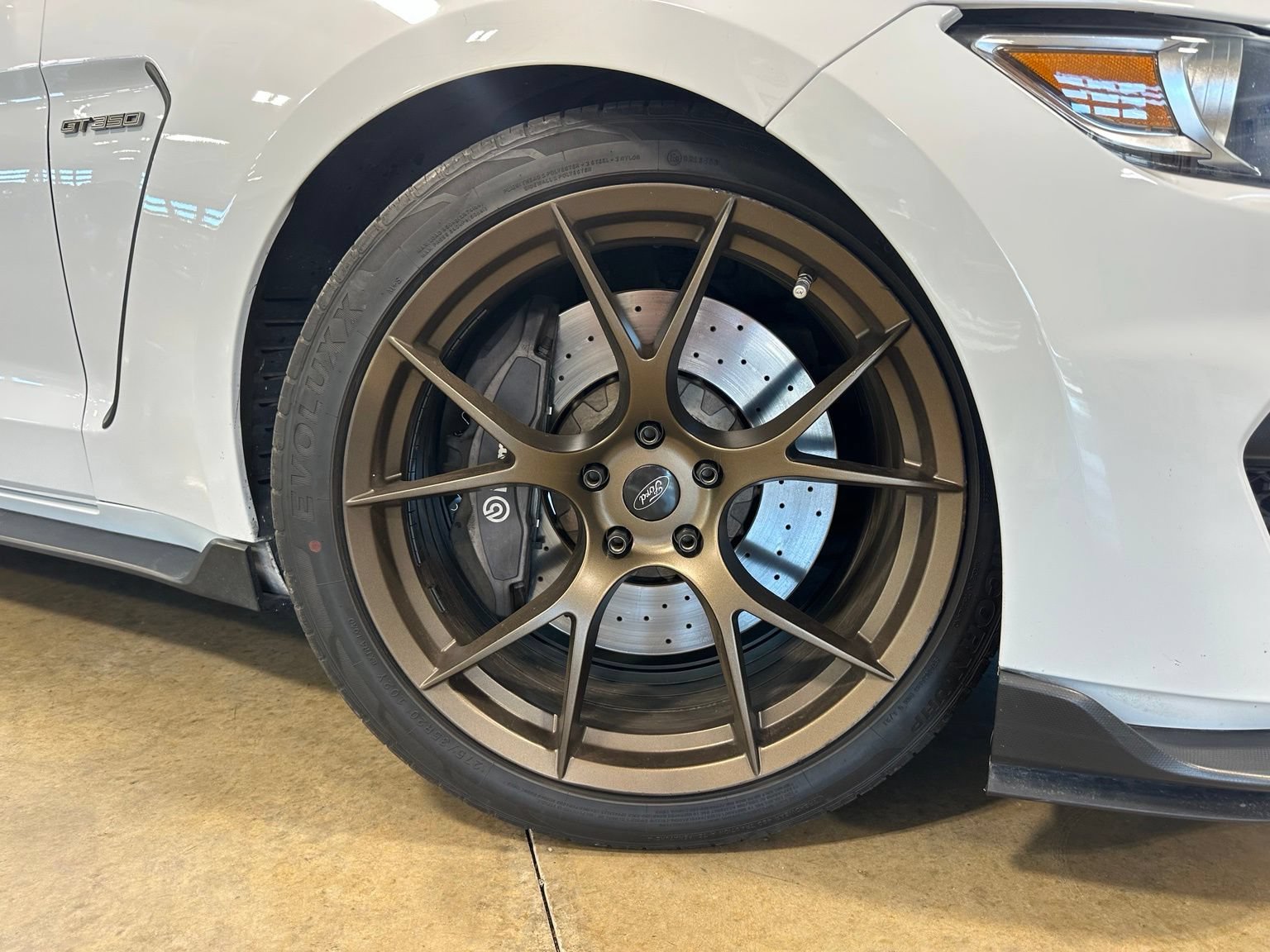 Used 2018 Ford Mustang Shelby GT350 w/ Electronics Package RWD image 10
