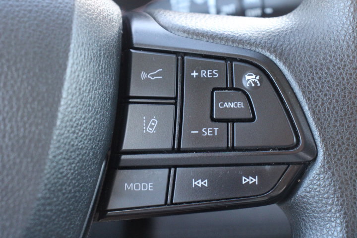 Certified 2024 Toyota Sienna LE AWD/4WD image 24