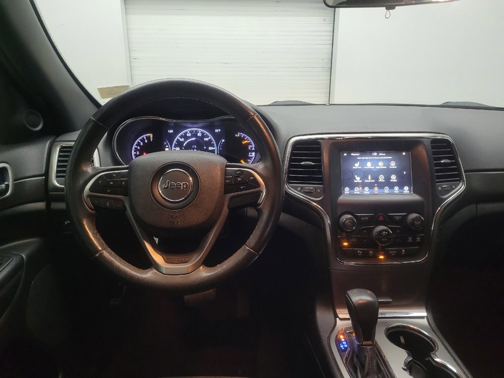 Used 2018 Jeep Grand Cherokee Laredo RWD image 22