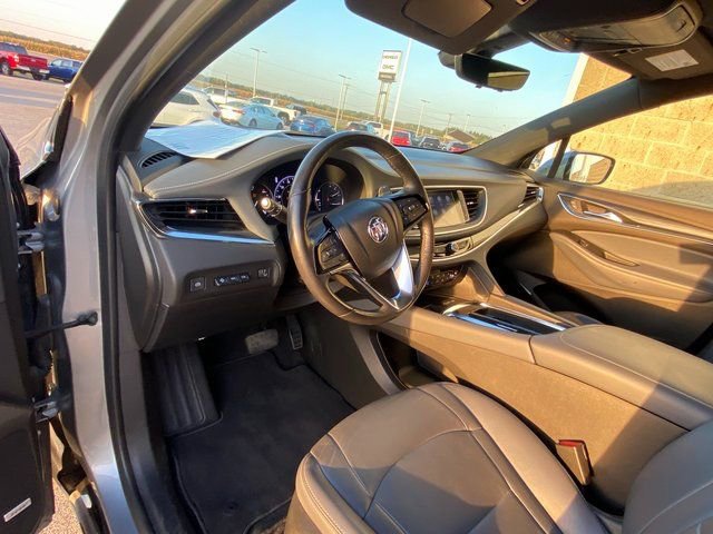 Used 2024 Buick Enclave Premium image 17