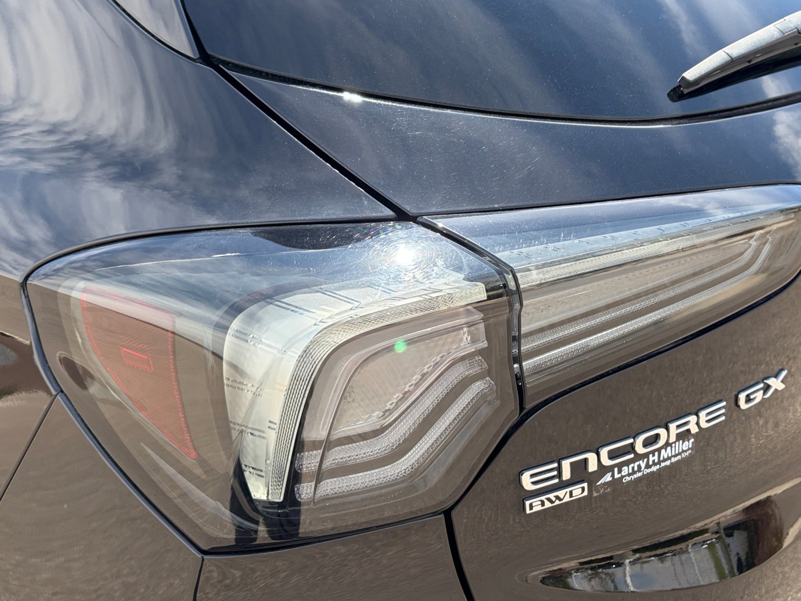 Used 2024 Buick Encore GX Avenir w/ Avenir Technology Package image 21