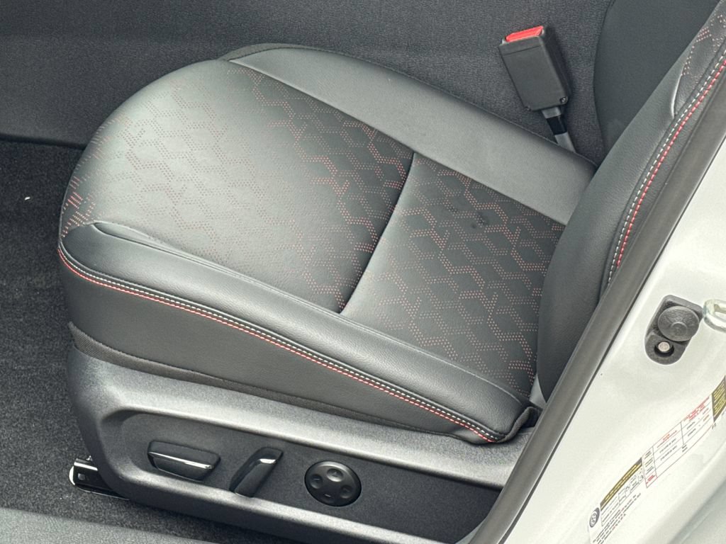 New 2026 Nissan Sentra SR w/ SR Premium Package FWD image 7