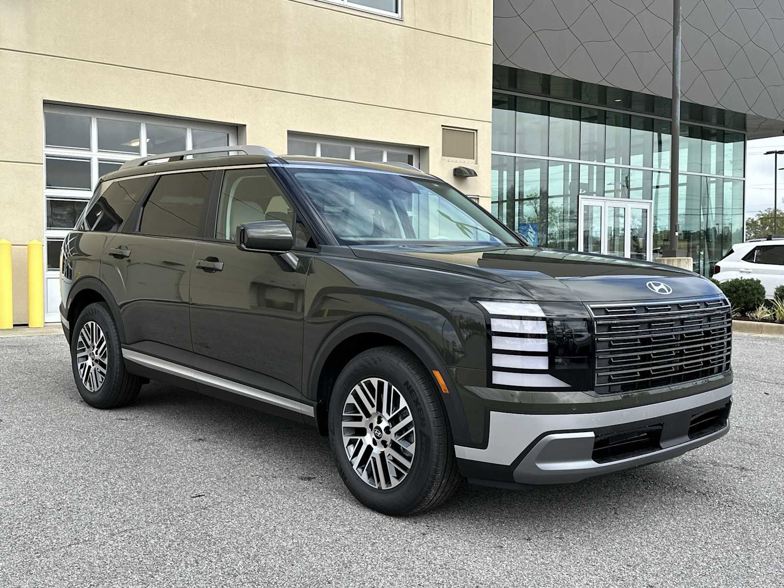 New 2026 Hyundai Palisade SEL image 2