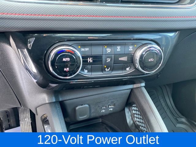 Used 2025 Chevrolet TrailBlazer RS w/ Convenience Package image 12