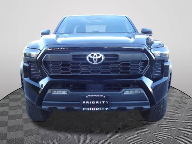 Used 2024 Toyota Tacoma TRD Off-Road AWD/4WD image 5