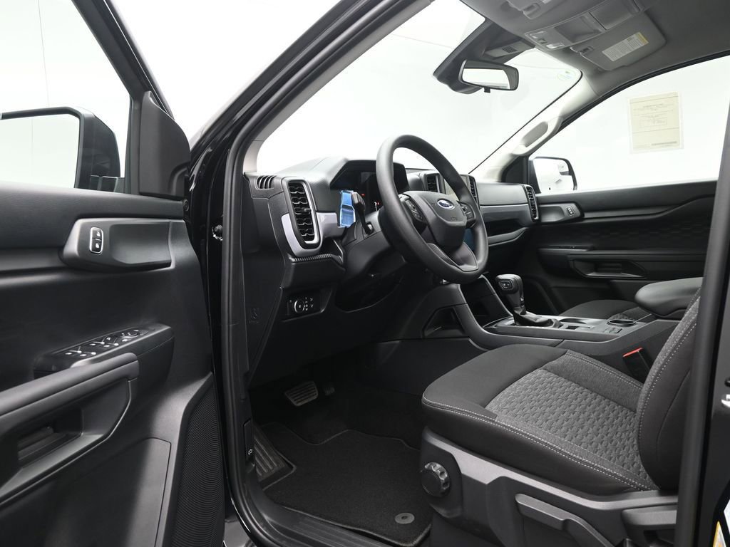 New 2025 Ford Ranger XL image 8