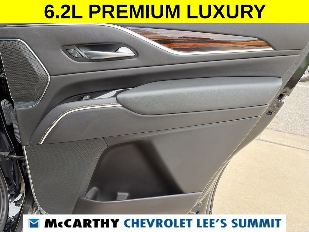 Used 2023 Cadillac Escalade Premium Luxury w/ LPO, Illumination Package AWD/4WD image 38