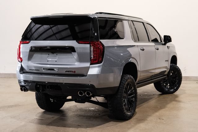Used 2023 GMC Yukon XL AT4 w/ AT4 Premium Package AWD/4WD image 7