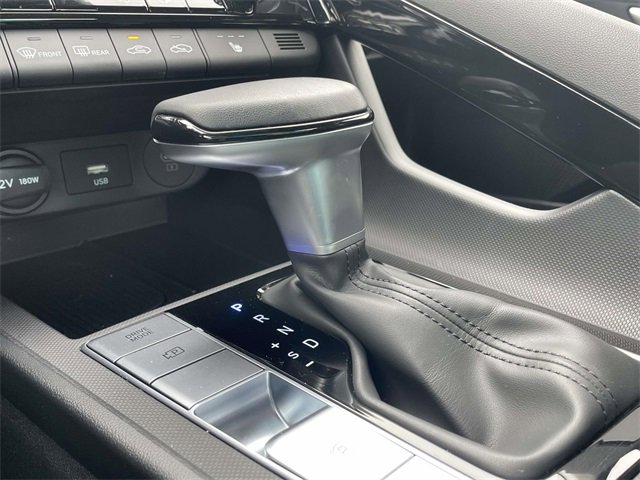 Certified 2025 Hyundai Elantra SEL image 25
