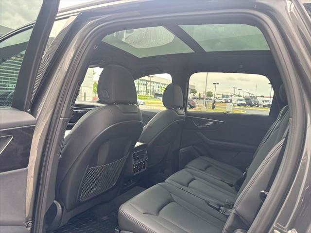 Certified 2024 Audi Q7 3.0T Prestige AWD/4WD image 38