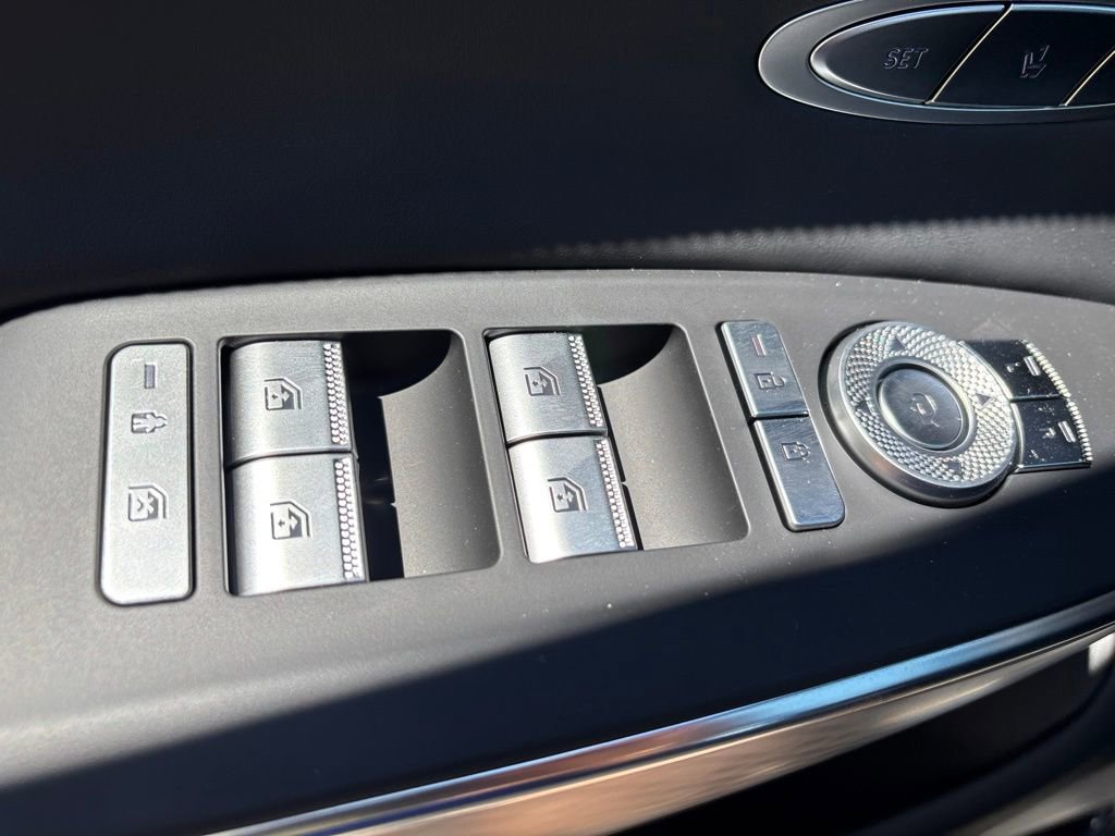 New 2026 Genesis GV70 2.5T Sport Prestige AWD/4WD image 13