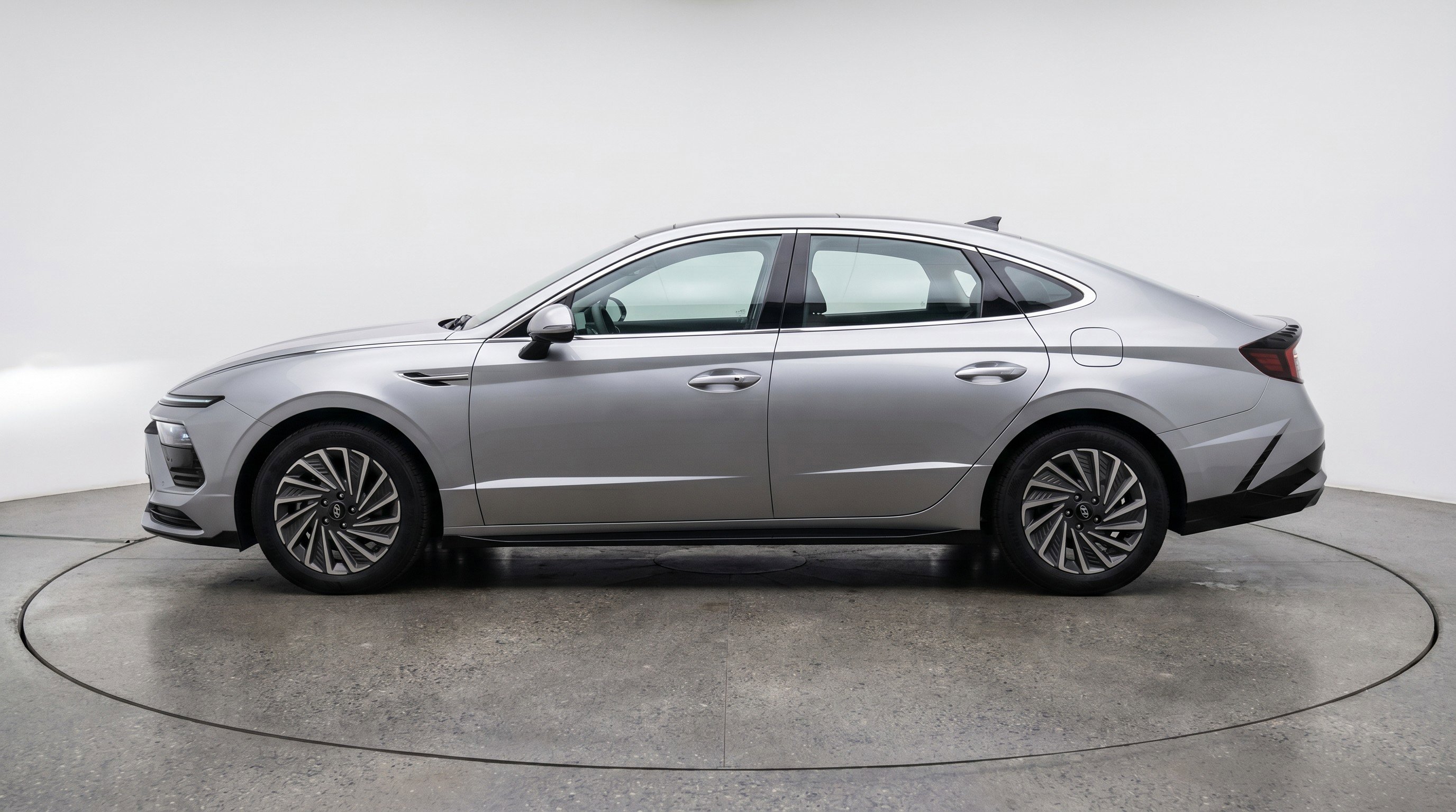 Used 2025 Hyundai Sonata SEL image 5