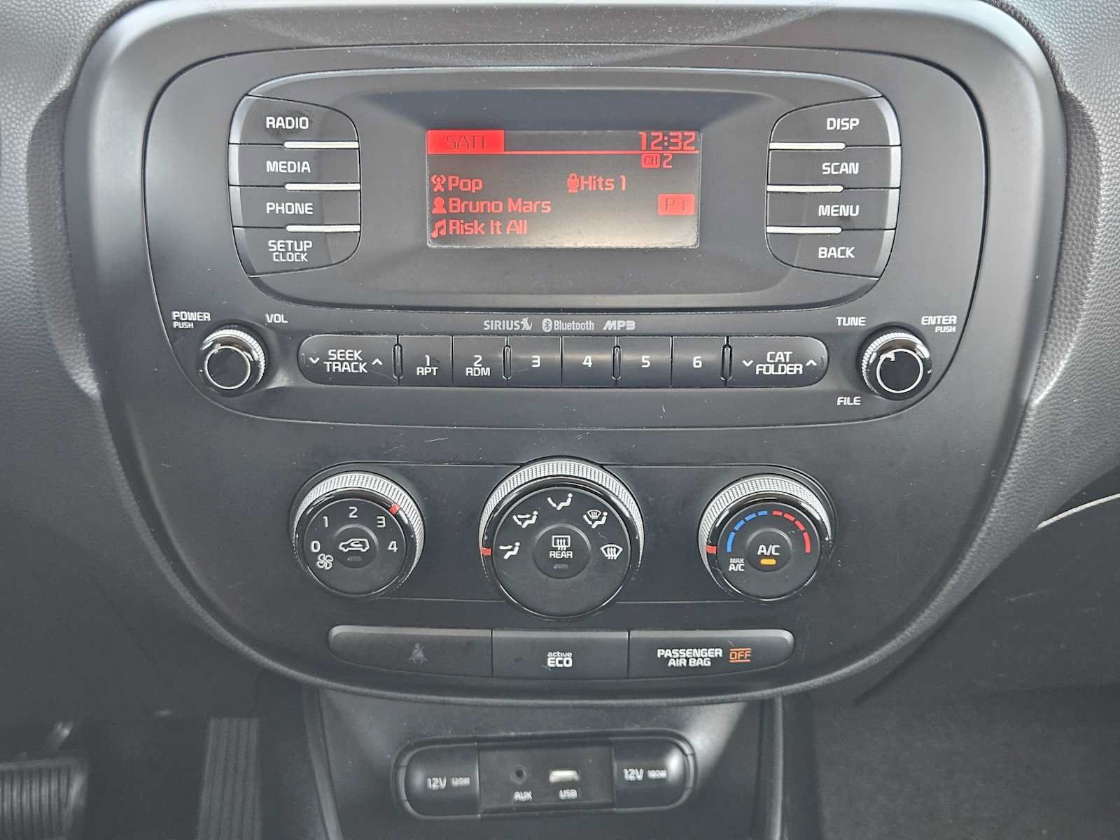 Used 2016 Kia Soul FWD image 16