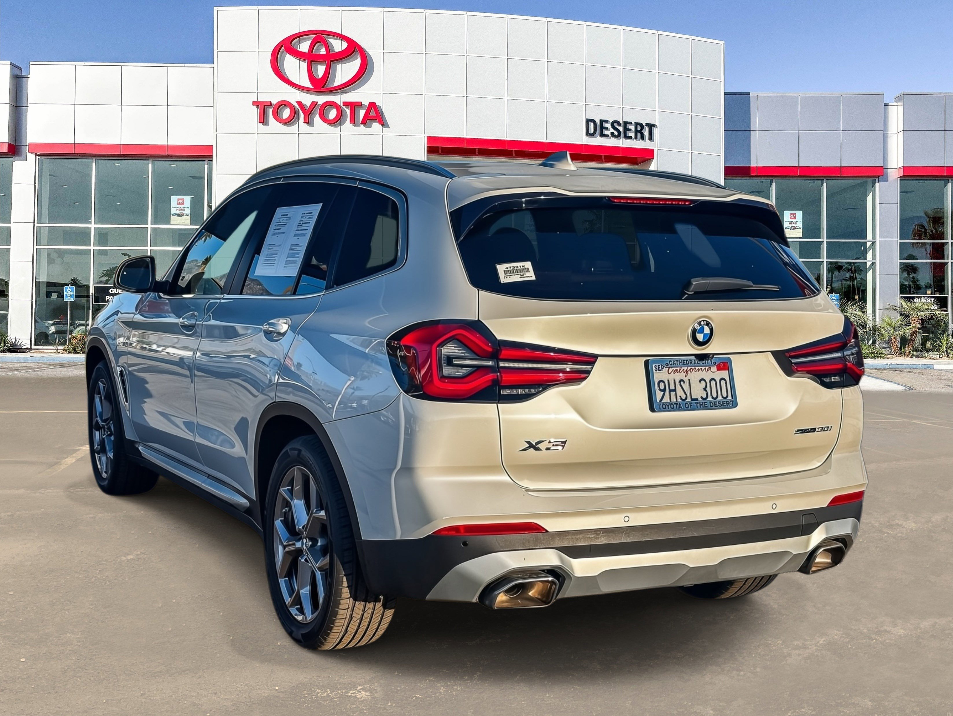 Used 2024 BMW X3 sDrive30i w/ Premium Package image 5