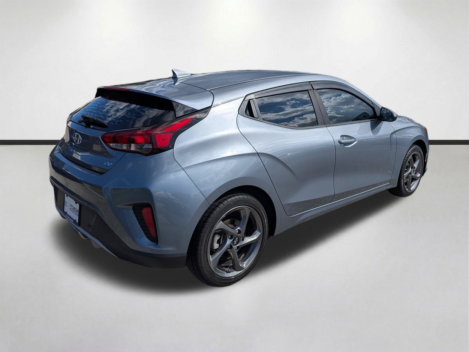 Used 2021 Hyundai Veloster 2.0 FWD image 4