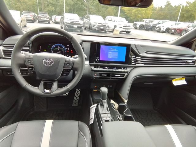 New 2026 Toyota Camry Hybrid image 10