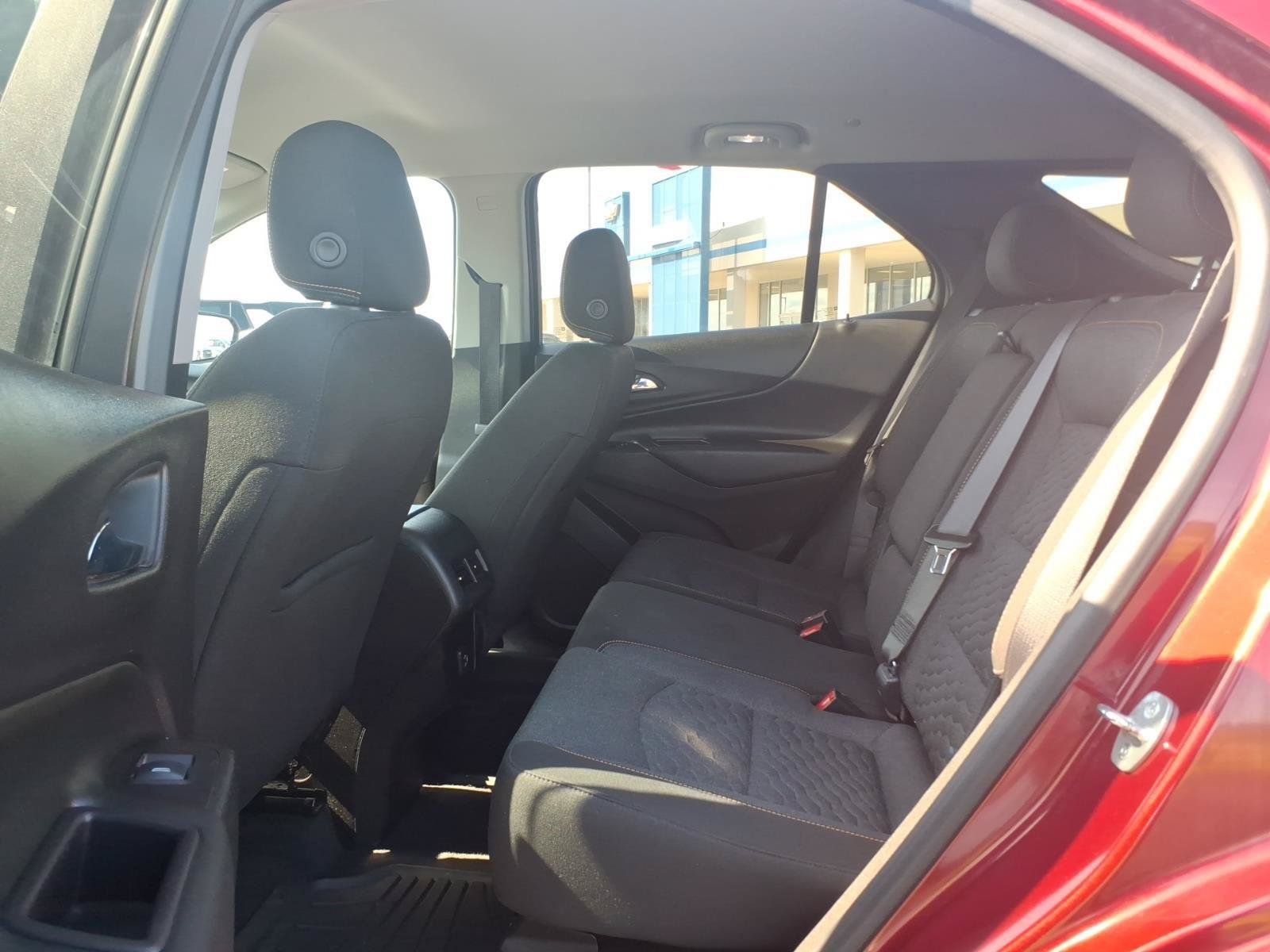 Used 2021 Chevrolet Equinox LT FWD image 12