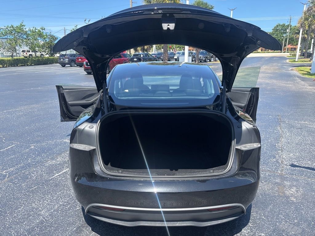 Used 2025 Tesla Model 3 RWD image 15