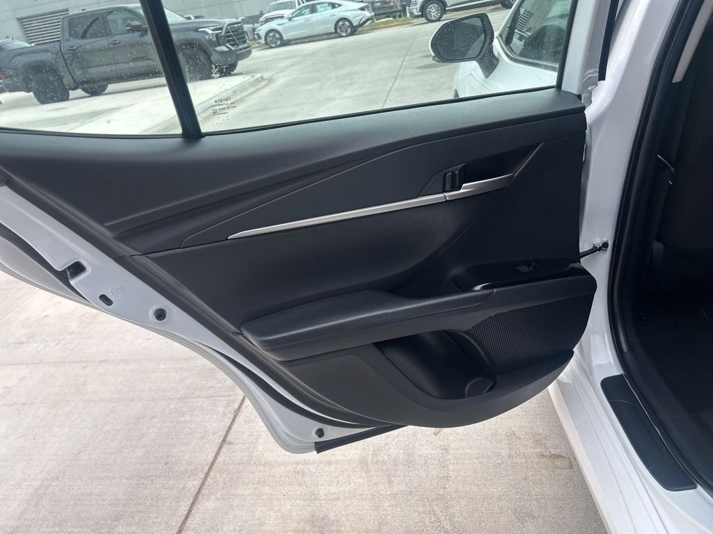 Used 2025 Toyota Camry LE image 11