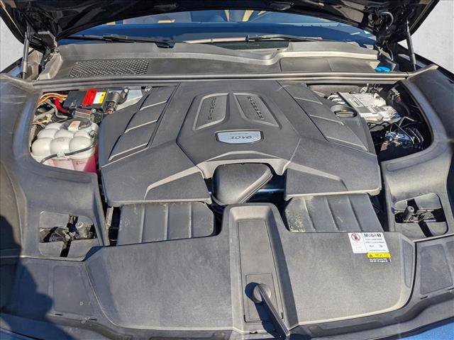 Used 2022 Porsche Cayenne image 23