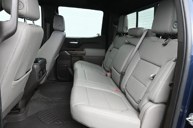 Used 2020 Chevrolet Silverado 1500 LT Trail Boss AWD/4WD image 28