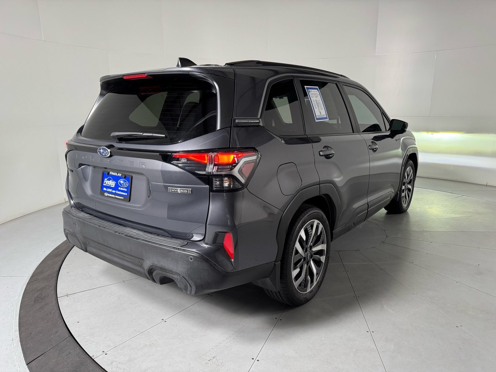 Used 2025 Subaru Forester Touring w/ Touring Package AWD/4WD image 5