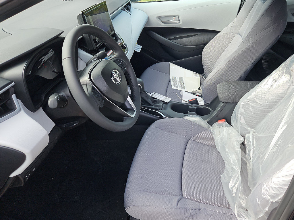 New 2026 Toyota Corolla SE FWD image 17