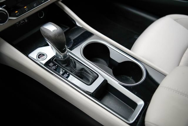 Used 2024 Nissan Altima 2.5 SV image 31