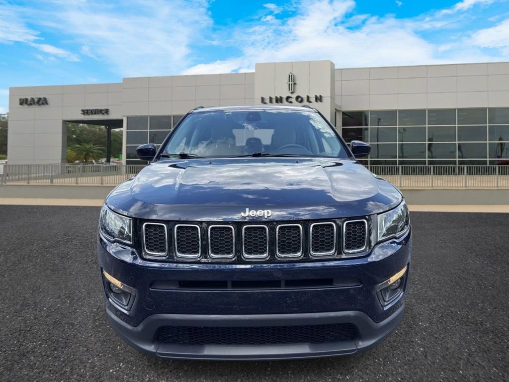 Used 2018 Jeep Compass Latitude w/ Popular Equipment Group FWD image 8