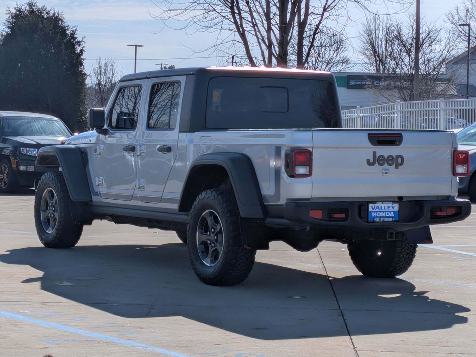 Used 2022 Jeep Gladiator Rubicon w/ Cold Weather Group image 7